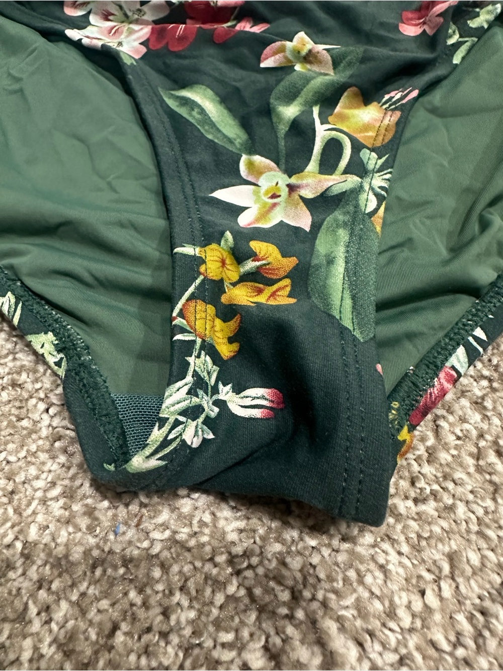 NIPTUCK SWIM Multi Fit Cup One Piece Swimsuit Womens 6 Green - Picture 5 of 6